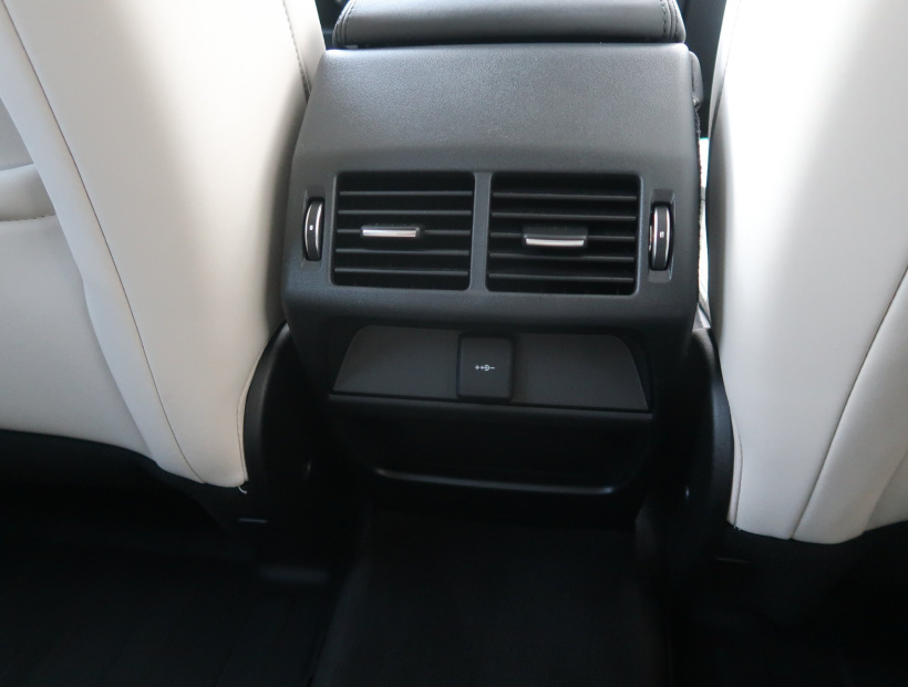 Land Rover Discovery Sport, 2021