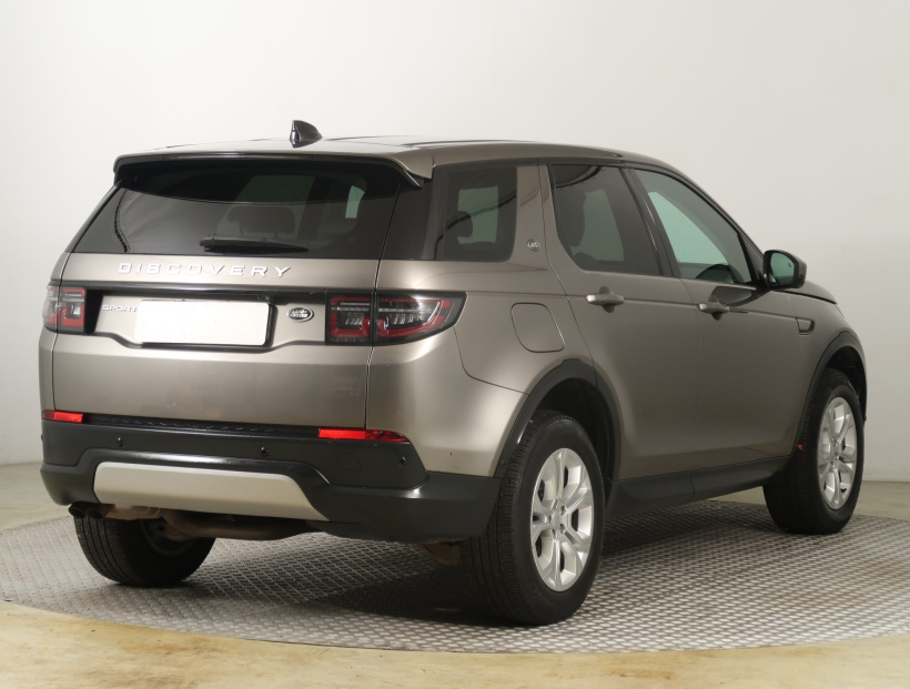 Land Rover Discovery Sport, 2021