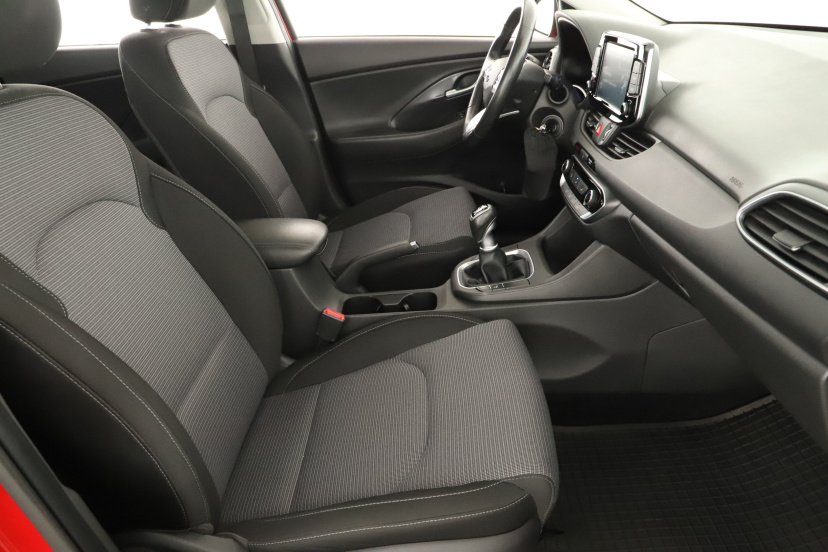 Hyundai i30, 2021