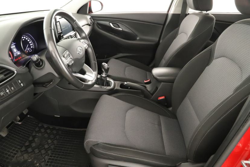 Hyundai i30, 2021