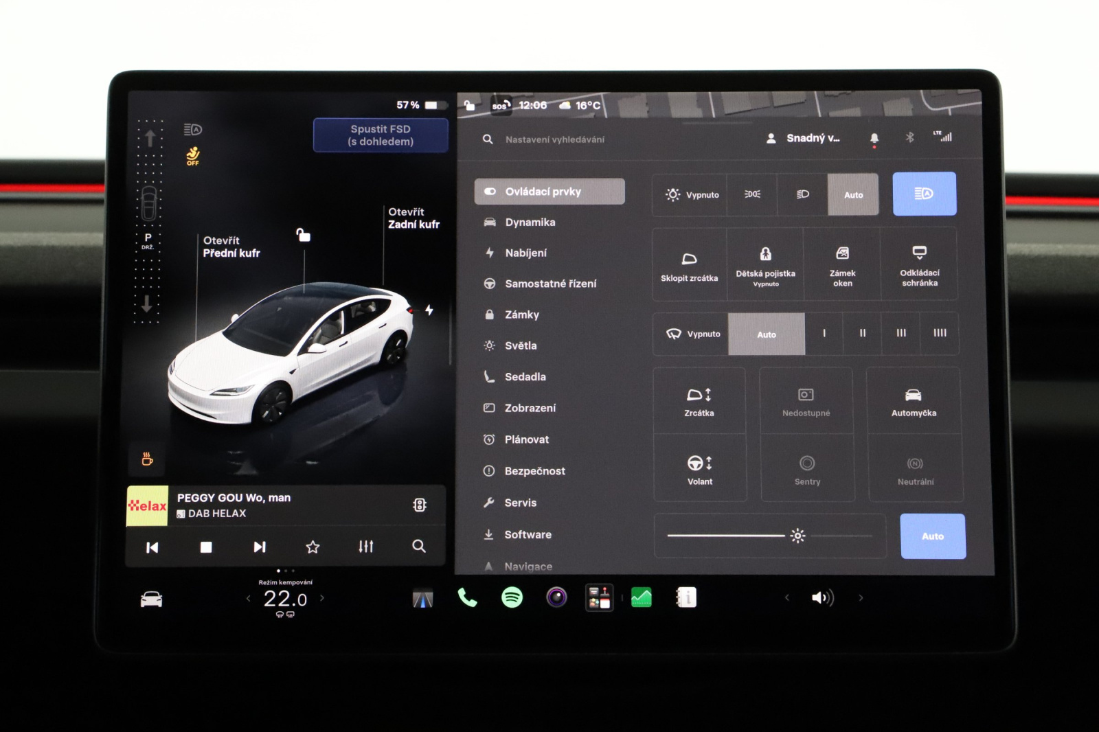 Tesla Model 3 Standard Range Plus – fotografie 23