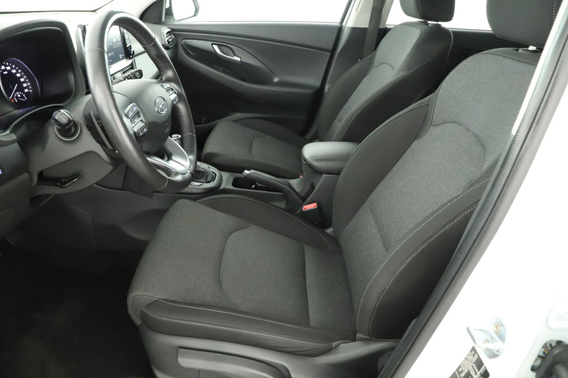 Hyundai i30, 2023