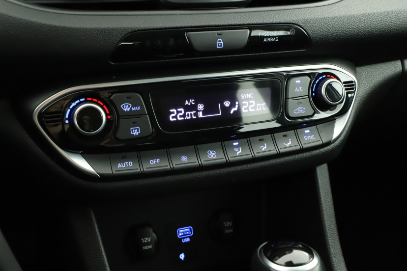 Hyundai i30, 2023
