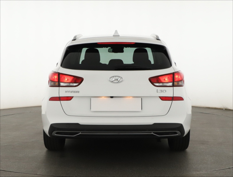 Hyundai i30, 2023