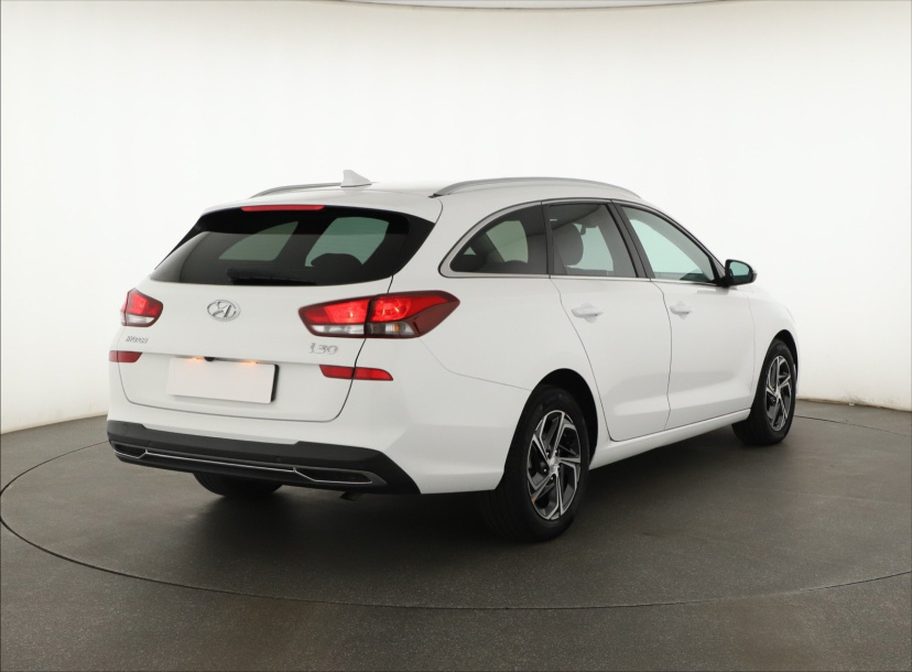 Hyundai i30, 2023