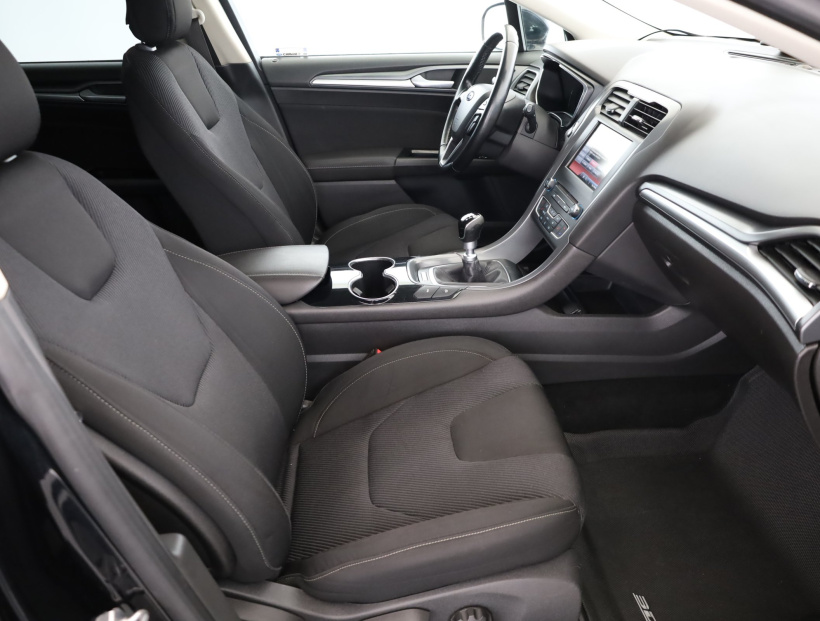 Ford Mondeo, 2015