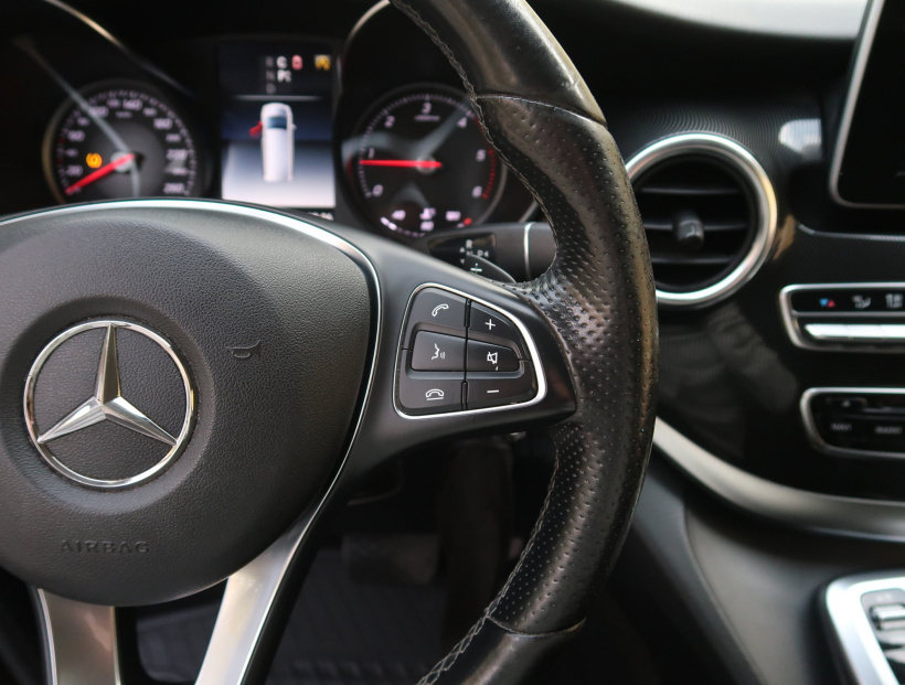 Mercedes-Benz V, 2018