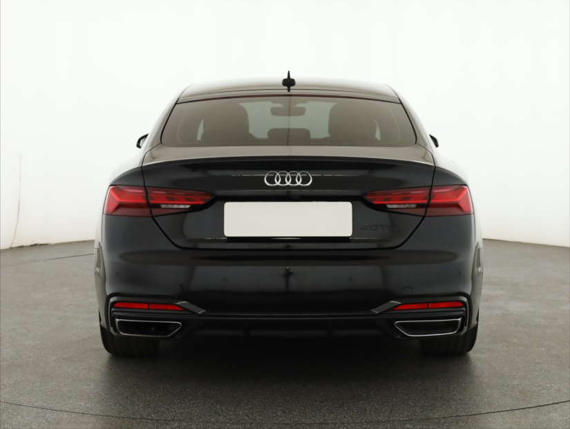 Audi A5, 2022