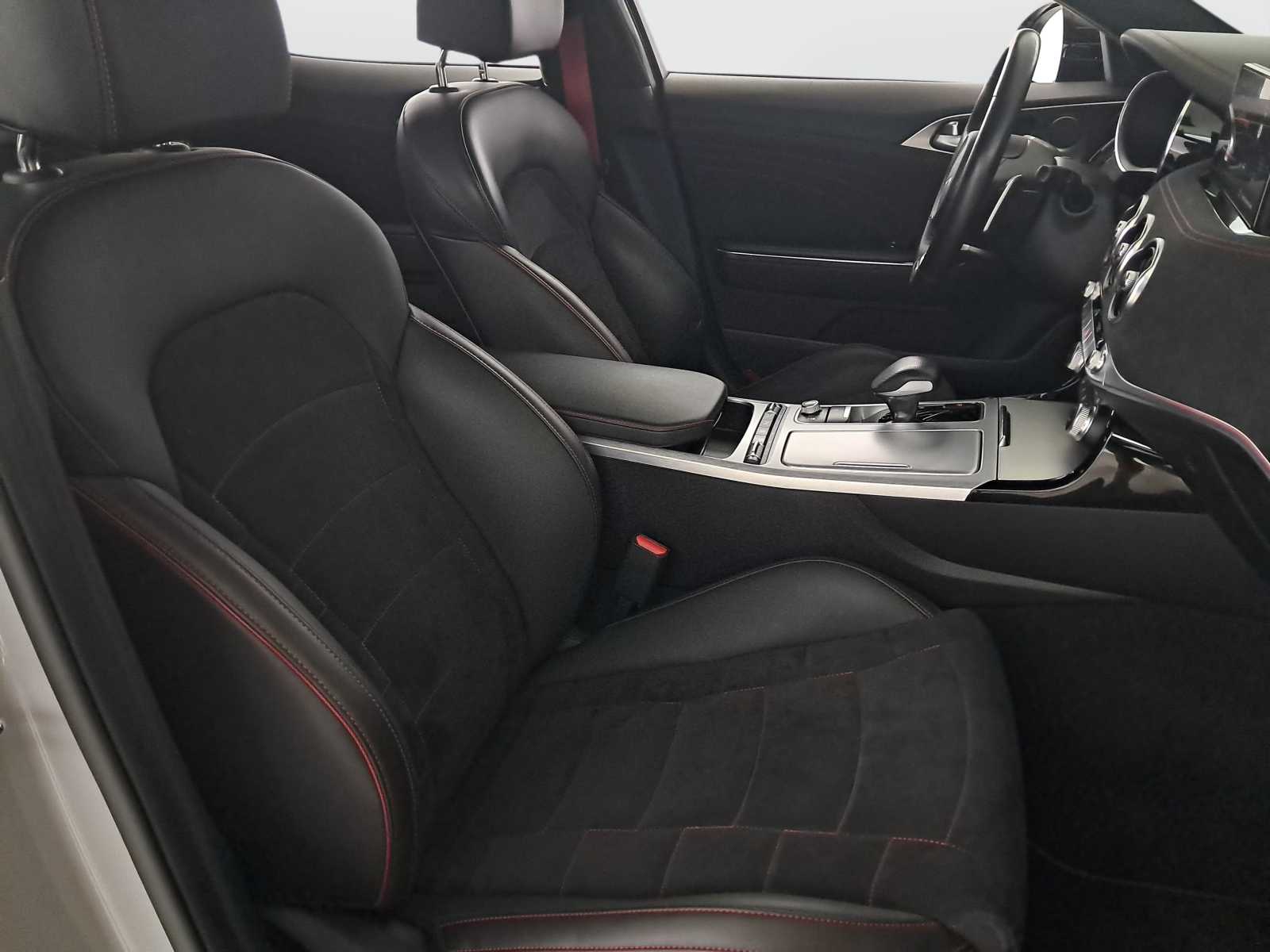Kia Stinger - 2022
