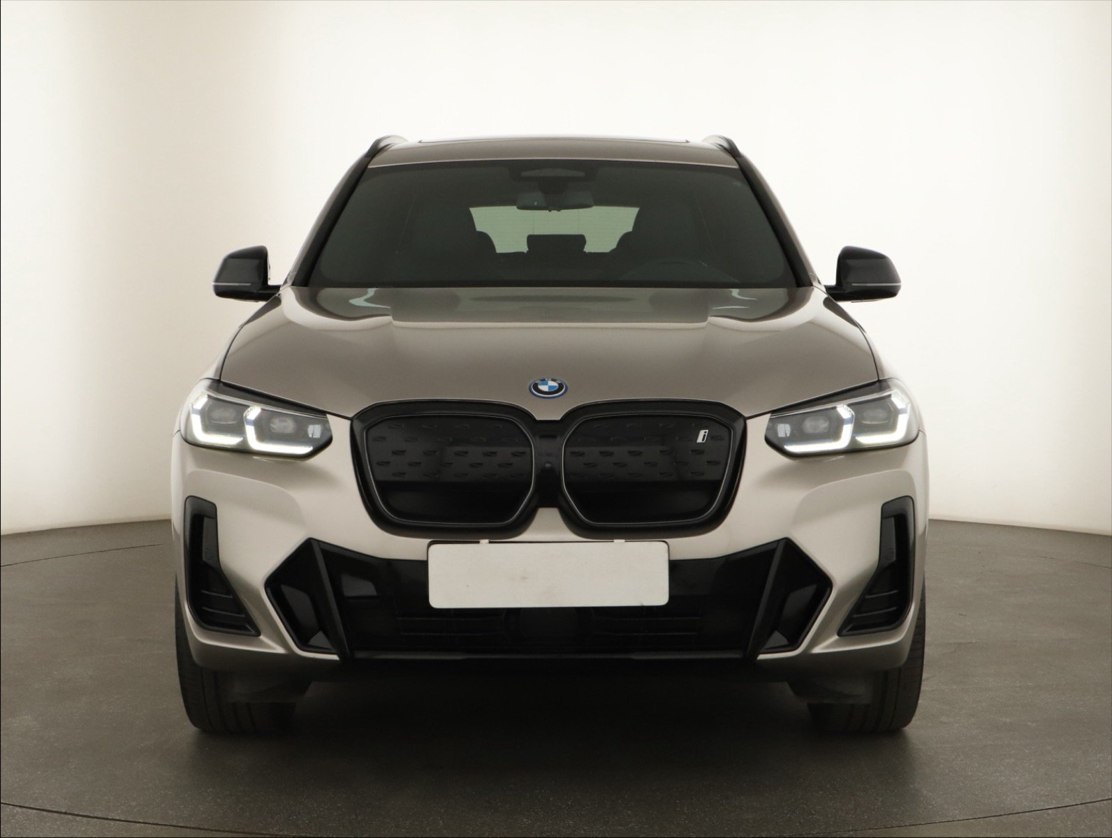 BMW iX3 80 kWh, 2022 2