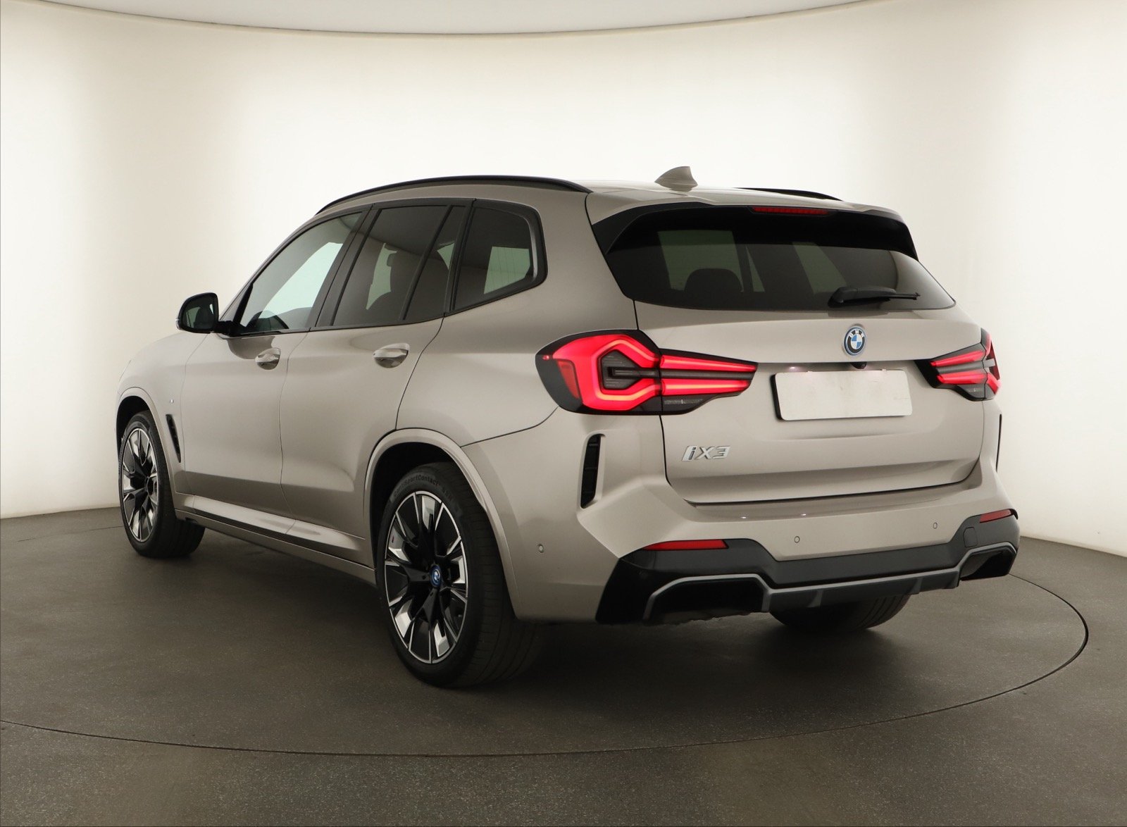 BMW iX3 80 kWh, 2022 5