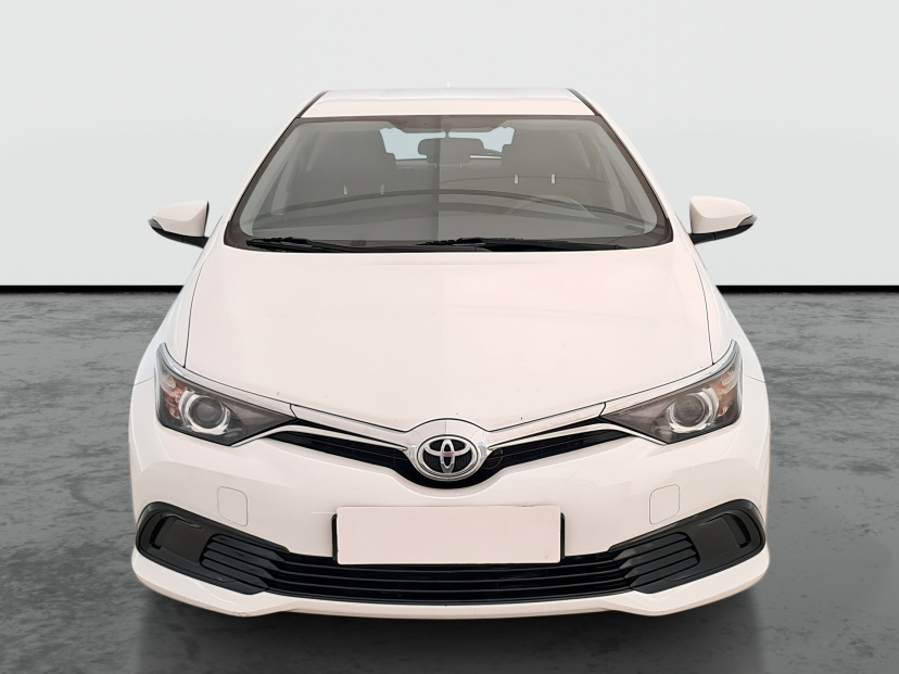 Toyota Auris, 2015