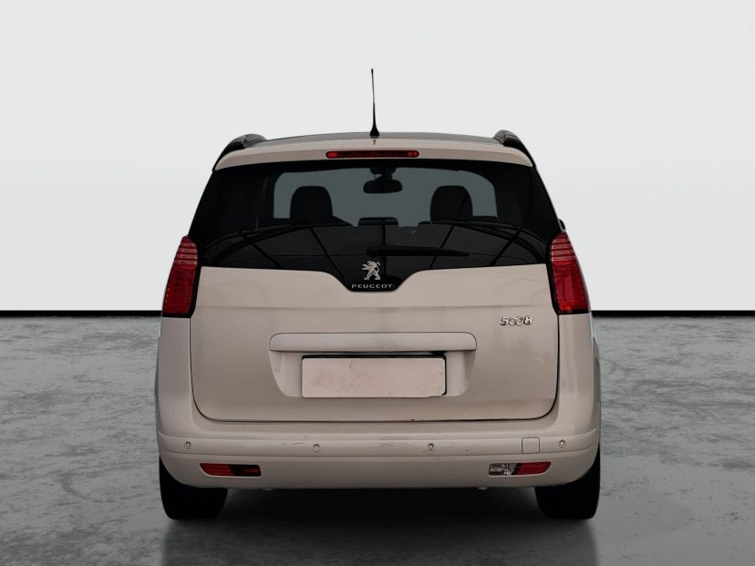 Peugeot 5008, 2014