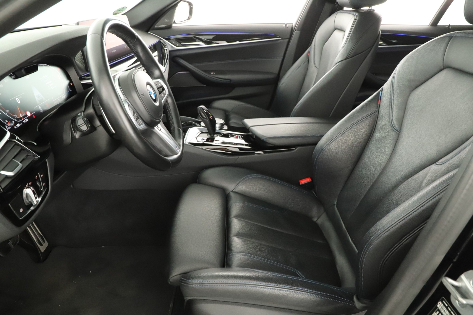 BMW 5 - 2023