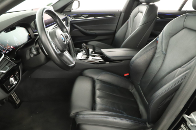BMW 5 - 2023