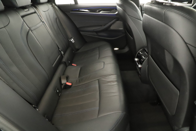 BMW 5 - 2023