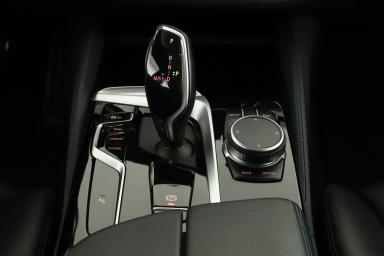 BMW 5 - 2023