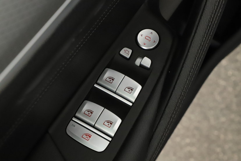 BMW 5, 2020