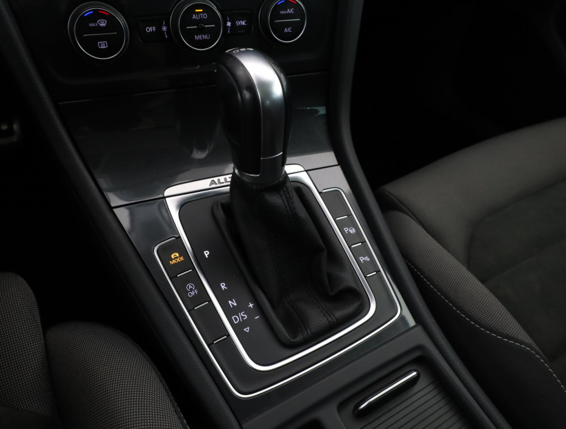 Volkswagen Golf, 2019