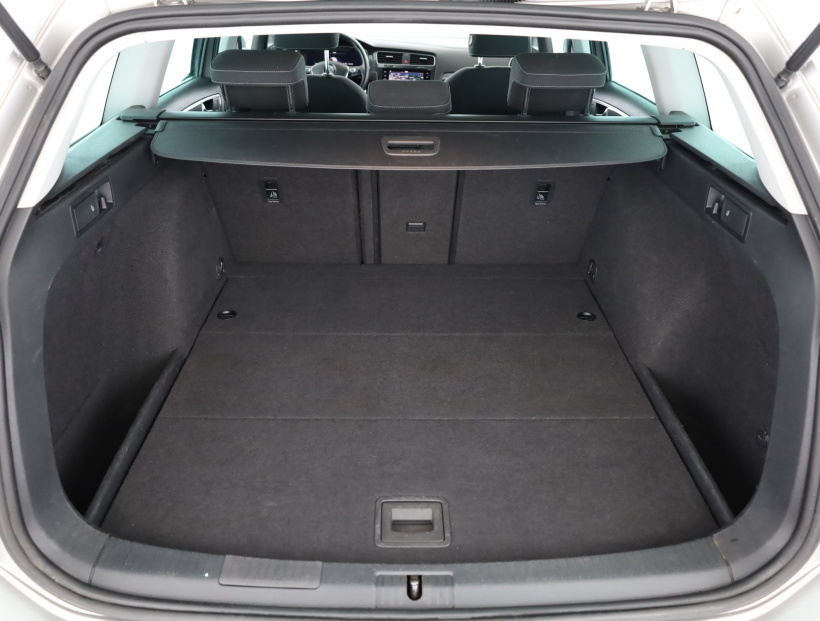 Volkswagen Golf, 2019