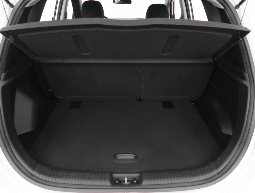 Hyundai ix20, 2013