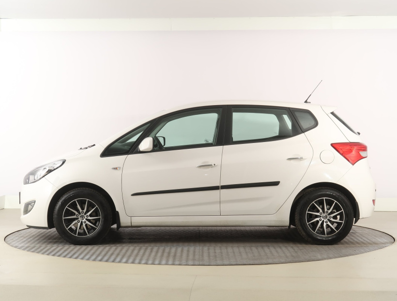 Hyundai ix20, 2013