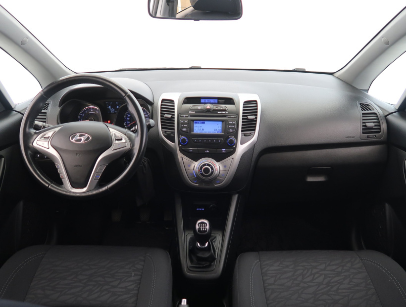 Hyundai ix20, 2013