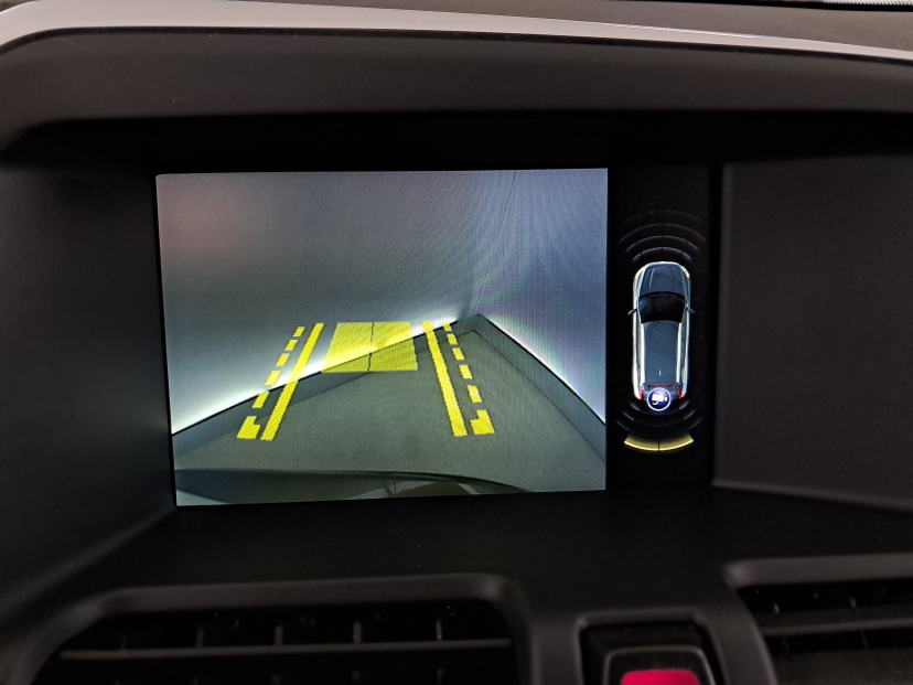 Volvo XC60, 2015