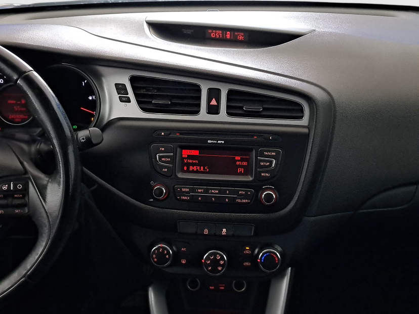 Kia Ceed, 2013