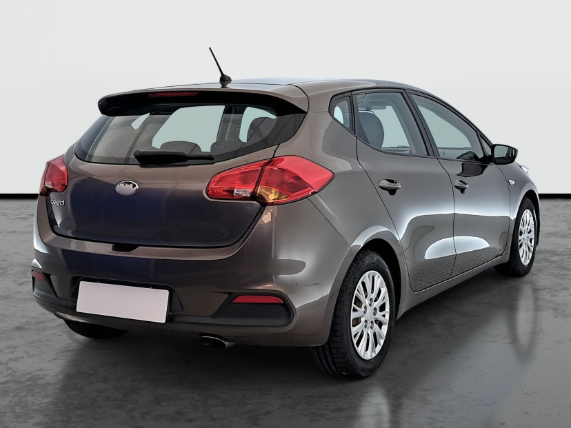 Kia Ceed, 2013