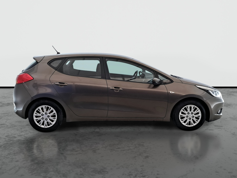 Kia Ceed, 2013