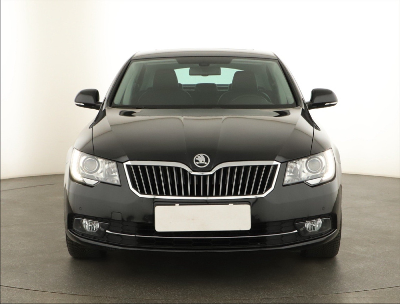 Škoda Superb, 2014