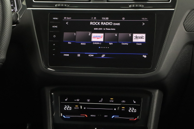 Volkswagen Tiguan - 2021