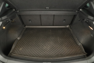 Volkswagen Tiguan - 2021