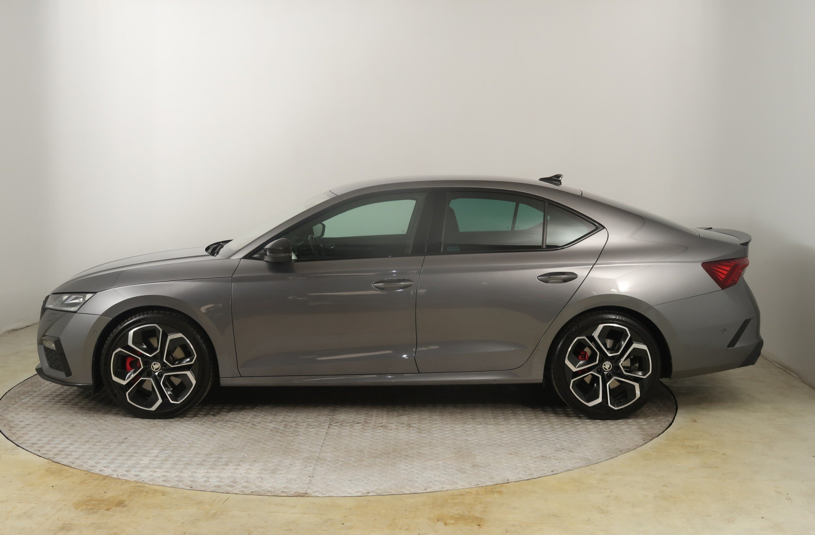 Škoda Octavia - 2023