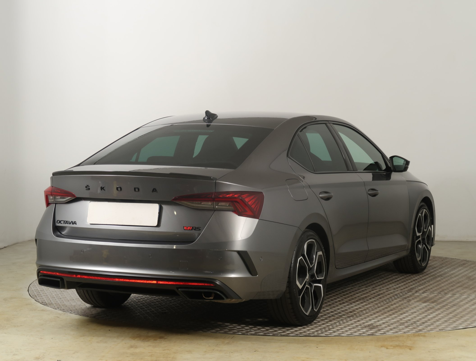 Škoda Octavia - 2023
