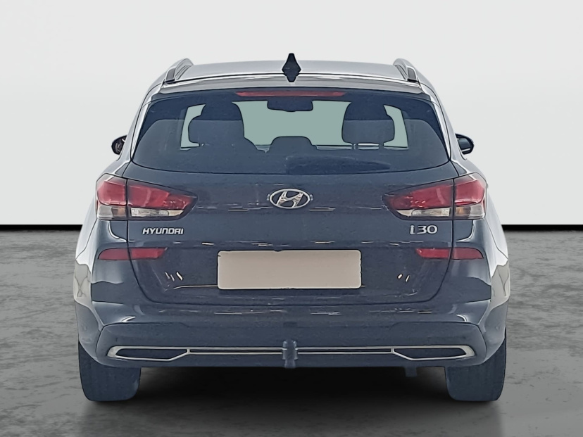 Hyundai i30, 2022