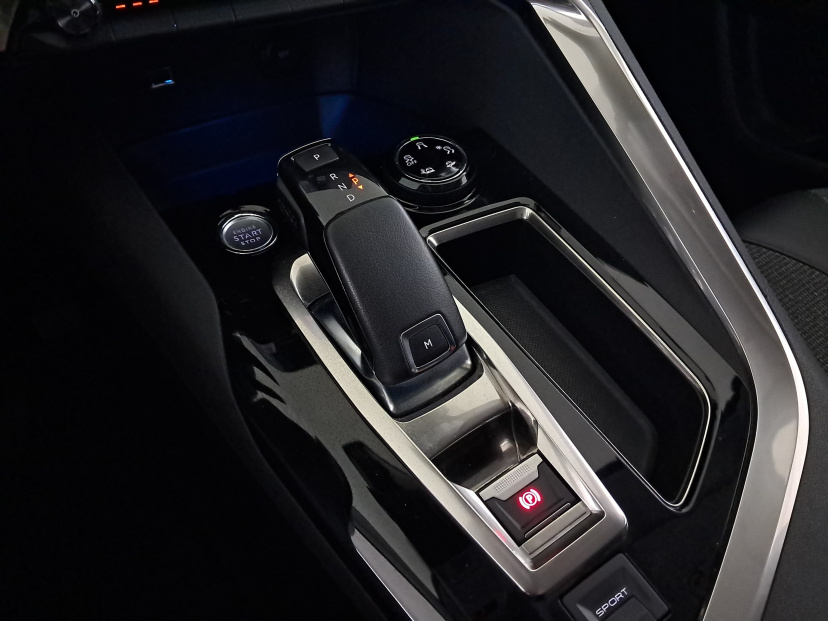 Peugeot 3008, 2020
