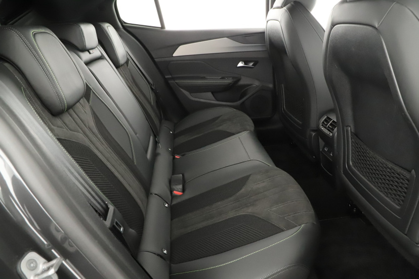 Peugeot 408, 2023