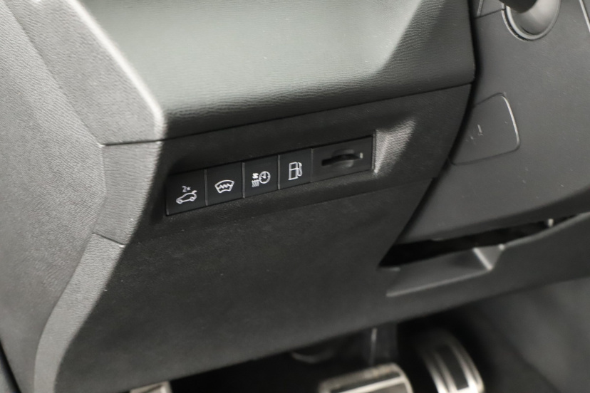Peugeot 408, 2023