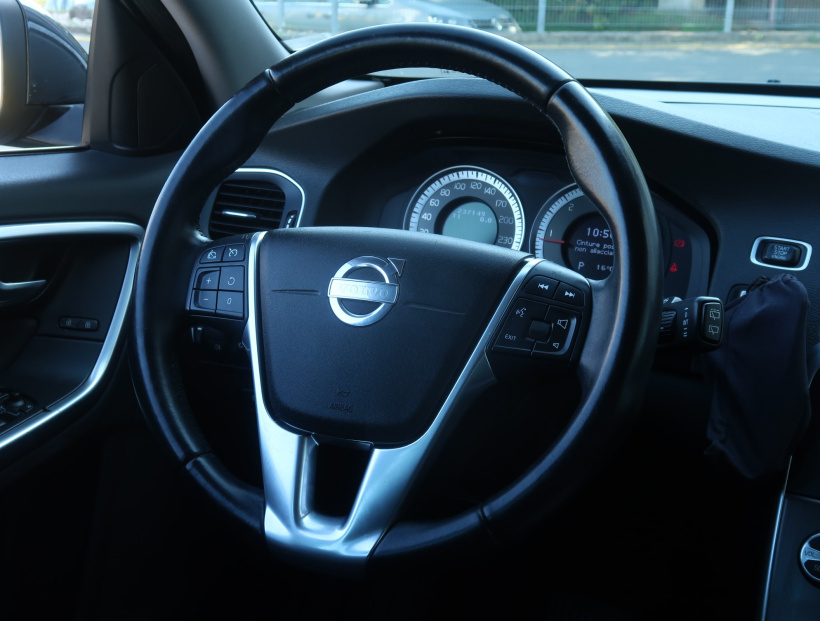 Volvo V60, 2011