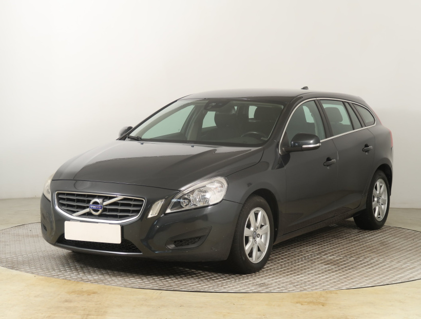 Volvo V60, 2011