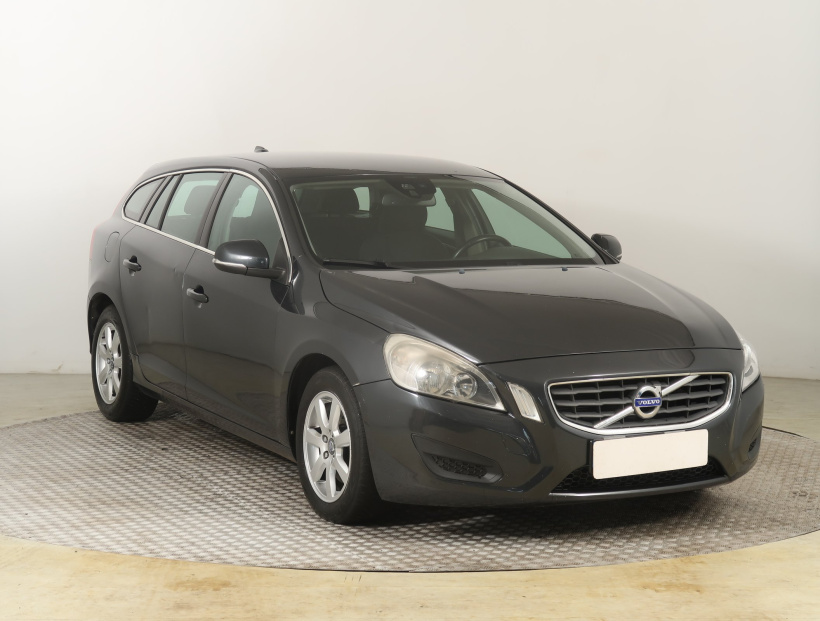 Volvo V60, 2011