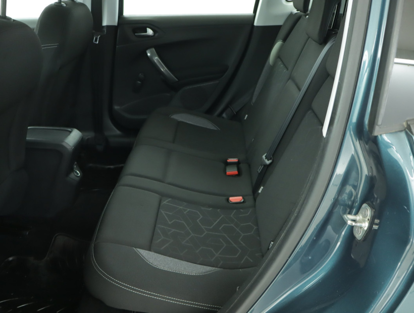 Peugeot 2008, 2018