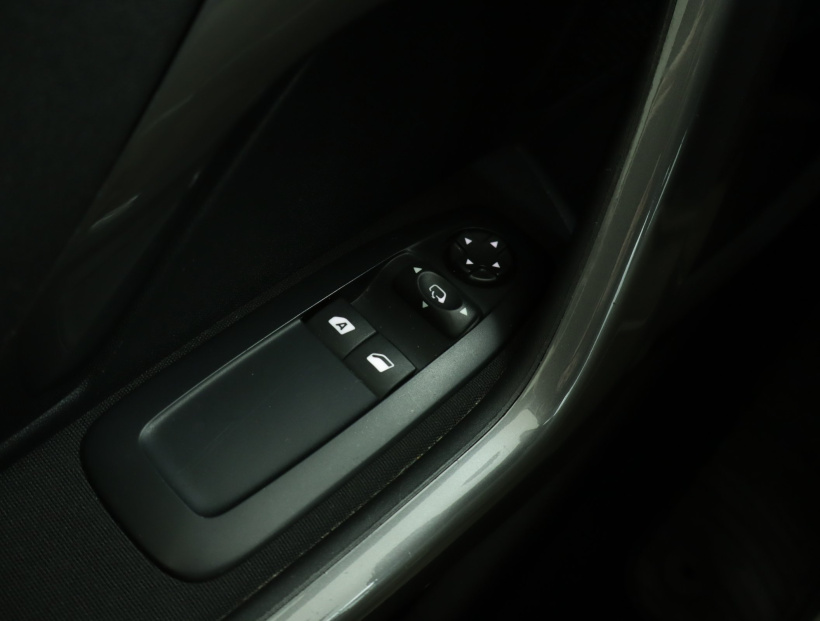 Peugeot 2008, 2018