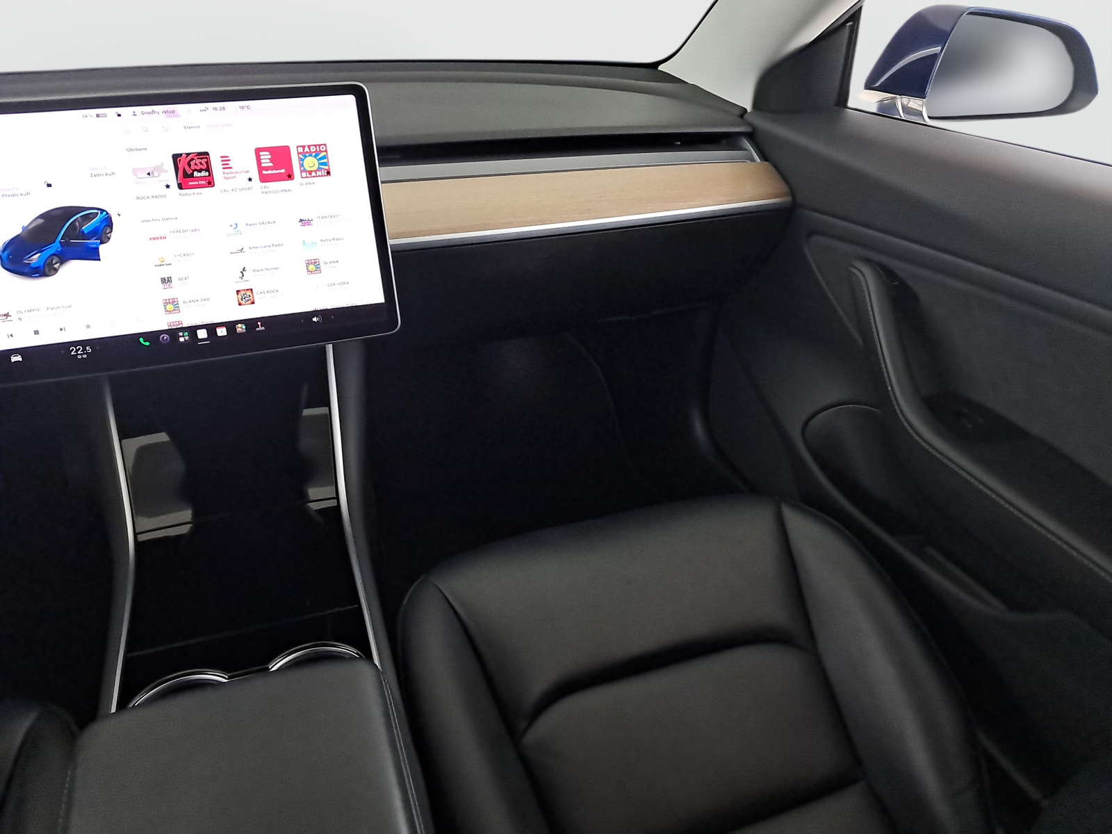 Tesla Model 3 Long Range AWD – fotografie 11