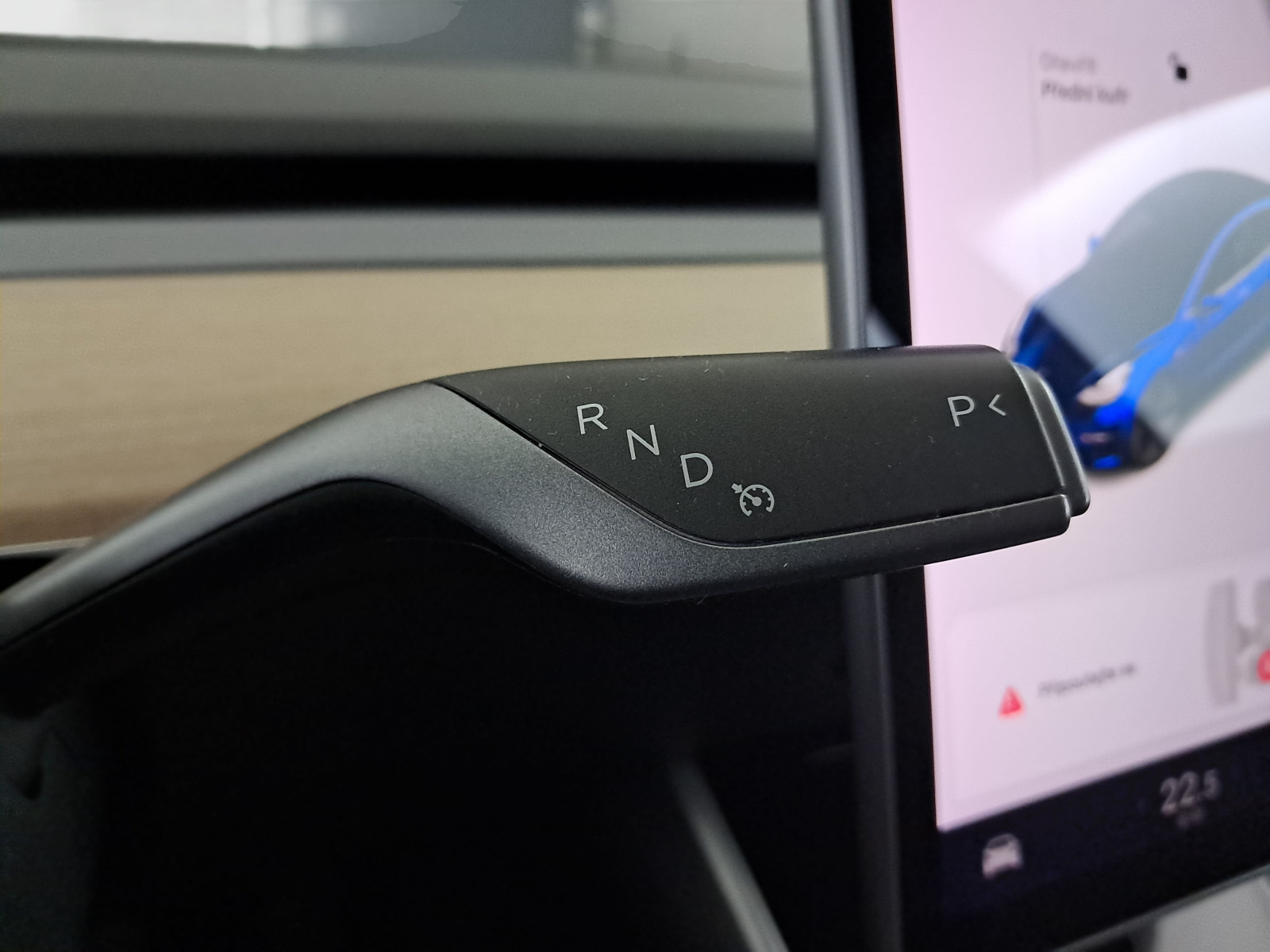 Tesla Model 3 Long Range AWD – fotografie 19