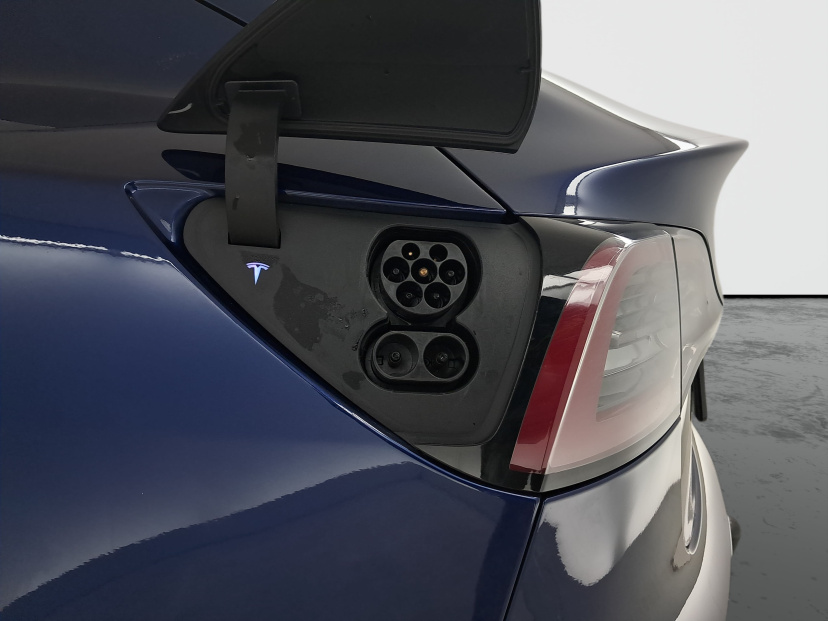 Tesla Model 3, 2019