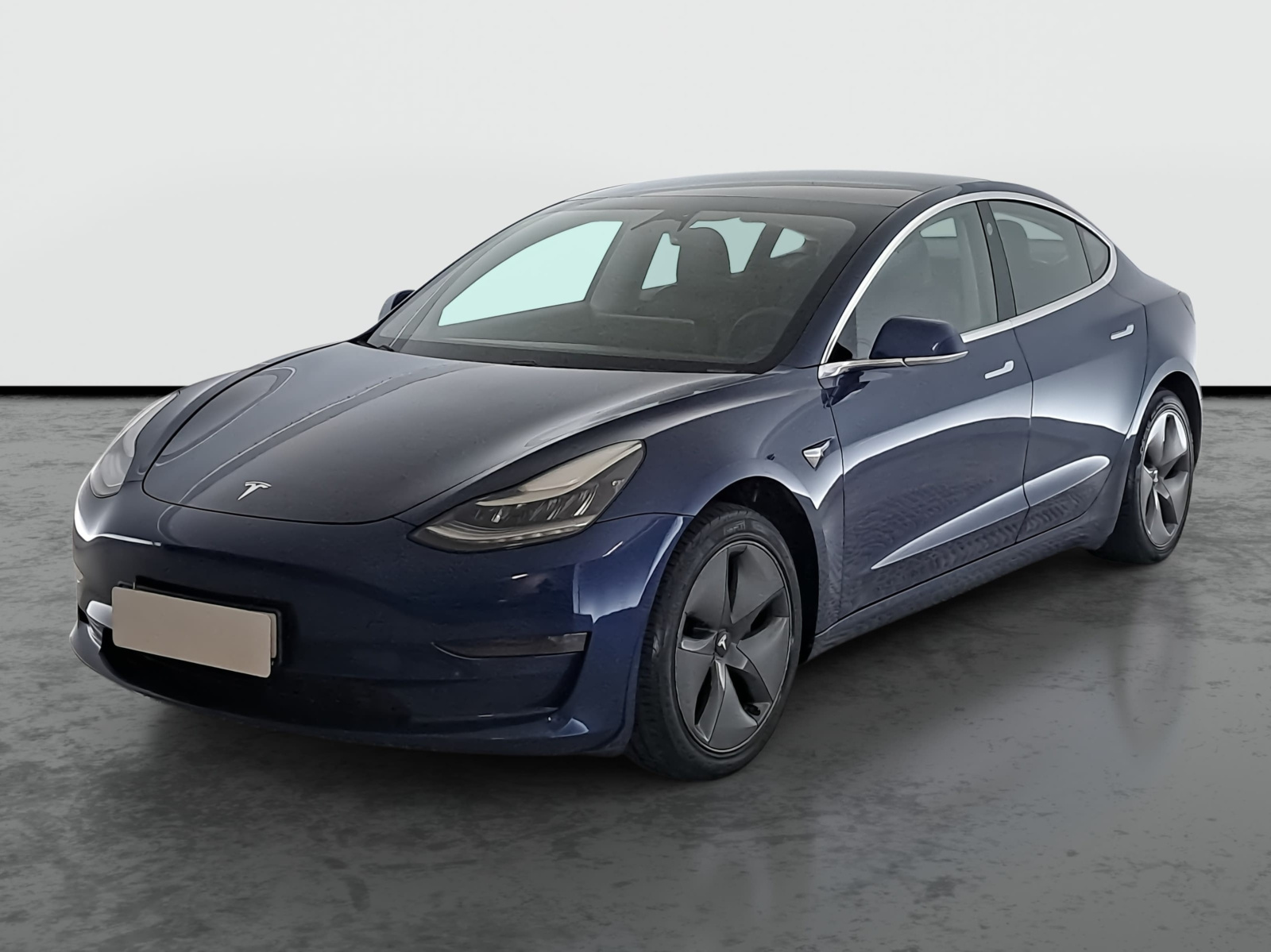 Tesla Model 3 Long Range AWD – fotografie 3