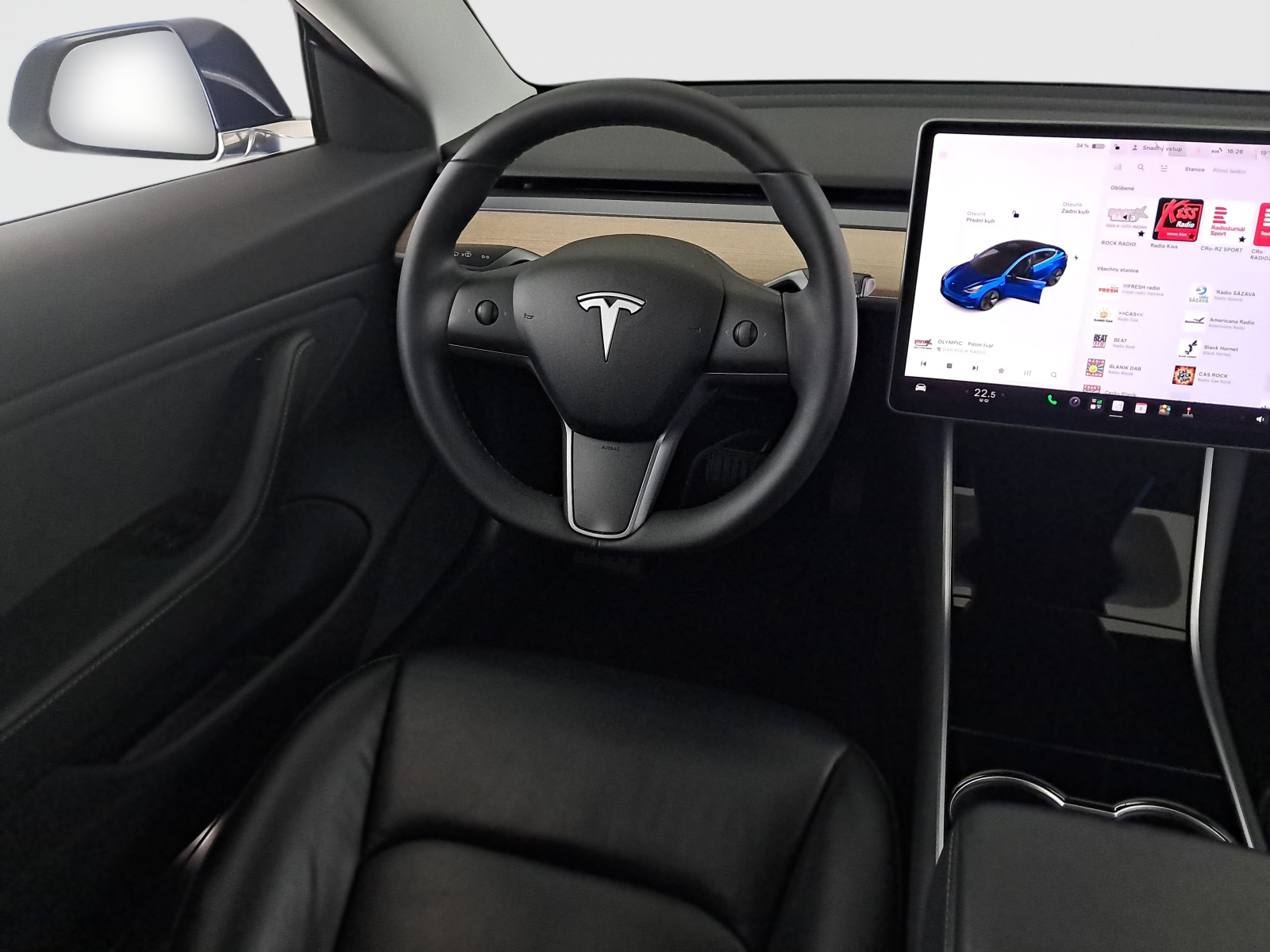 Tesla Model 3 Long Range AWD – fotografie 9
